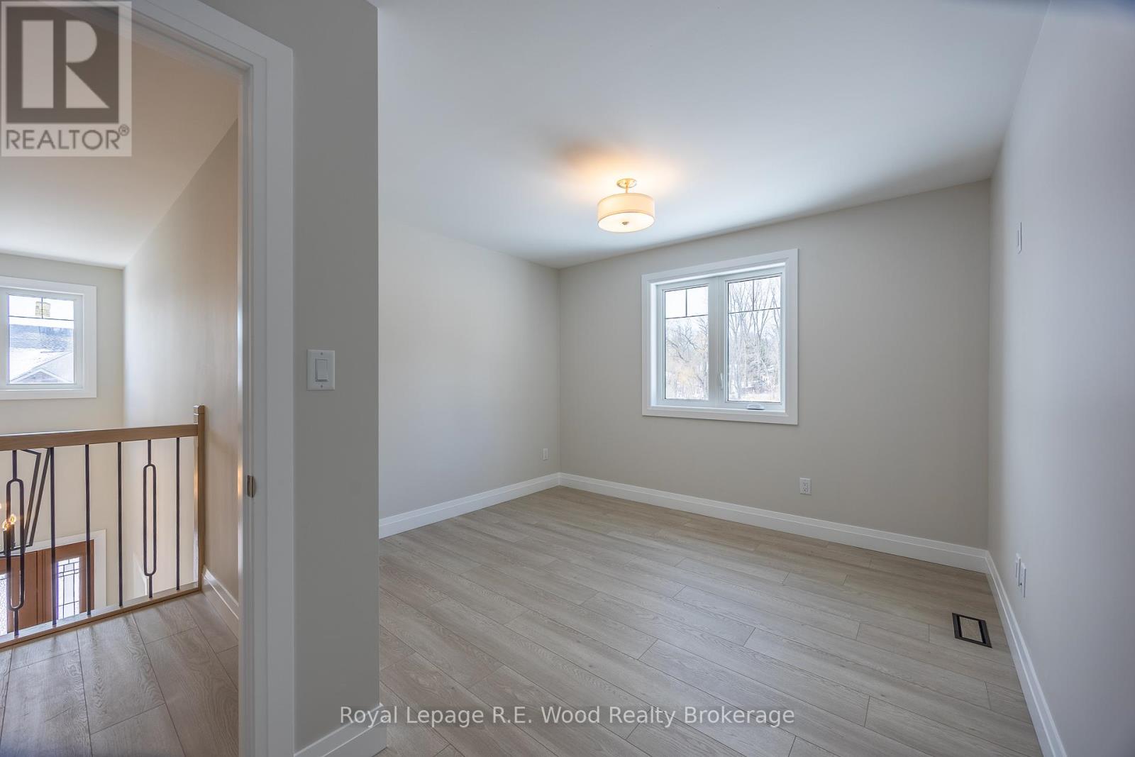 11 Greenhill Drive, Tillsonburg, Ontario  N4G 0L4 - Photo 29 - X12947440