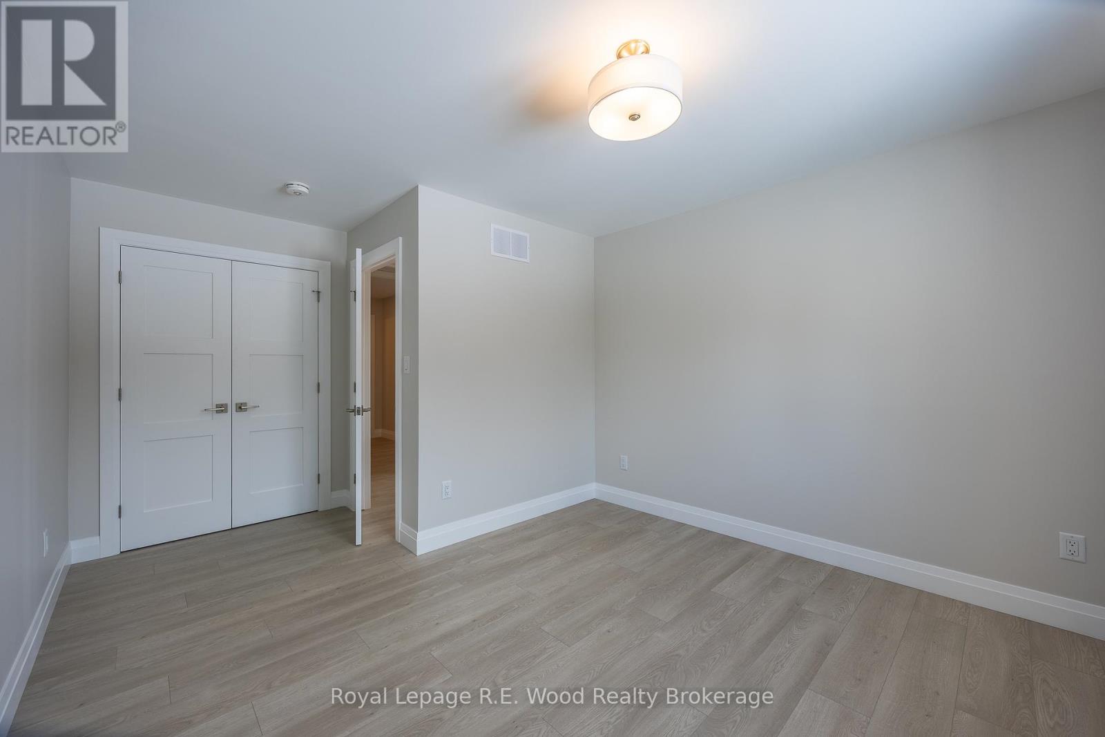 11 Greenhill Drive, Tillsonburg, Ontario  N4G 0L4 - Photo 30 - X12947440