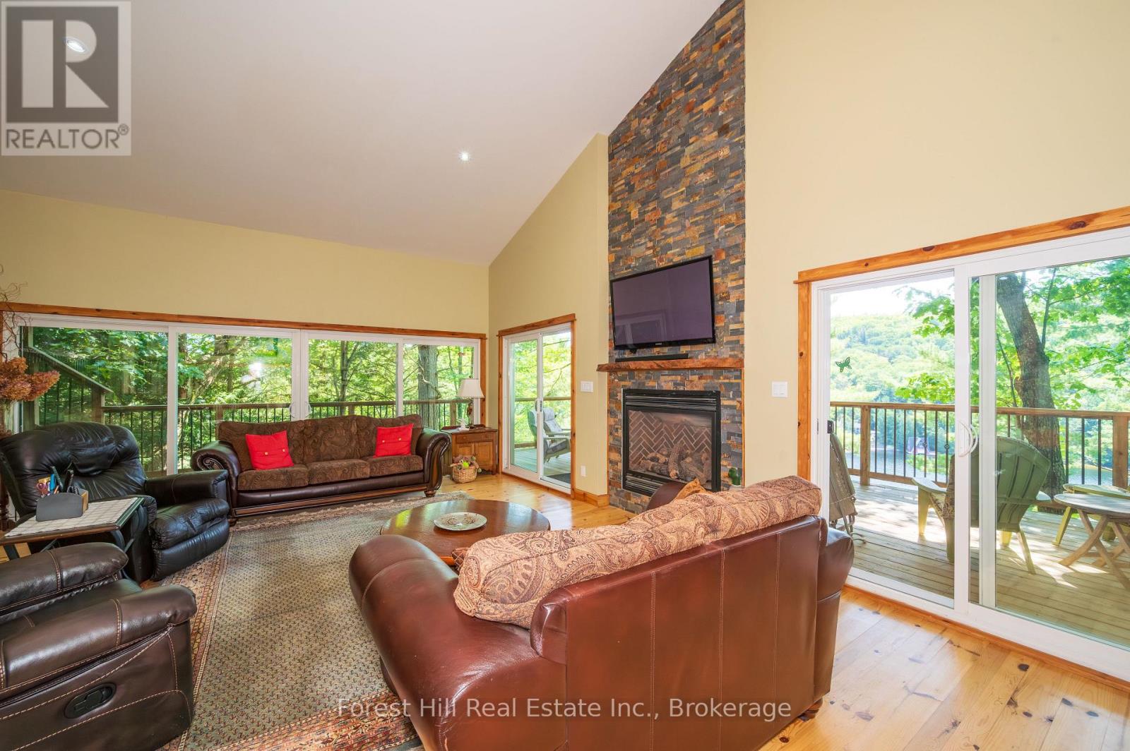 1289 Delbrooke Road S, Lake Of Bays, Ontario  P0H 1H0 - Photo 19 - X12947662