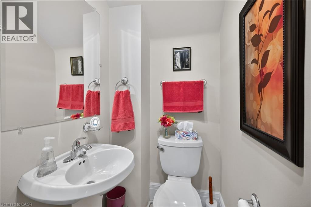 3 Second Street S, Stoney Creek, Ontario  L8G 1R4 - Photo 12 - 40816080
