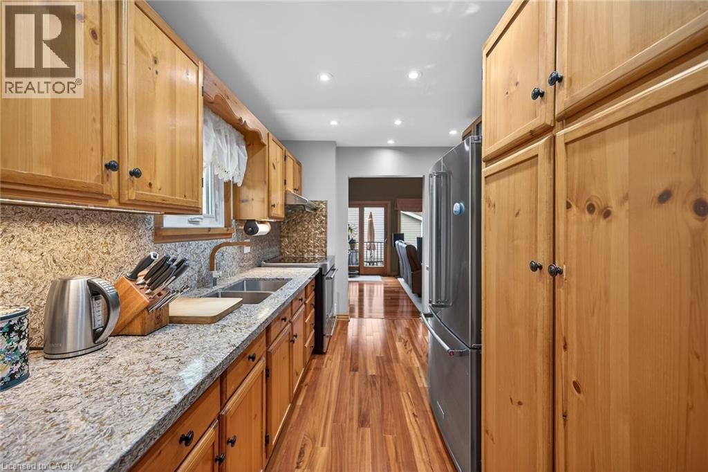 3 Second Street S, Stoney Creek, Ontario  L8G 1R4 - Photo 16 - 40816080