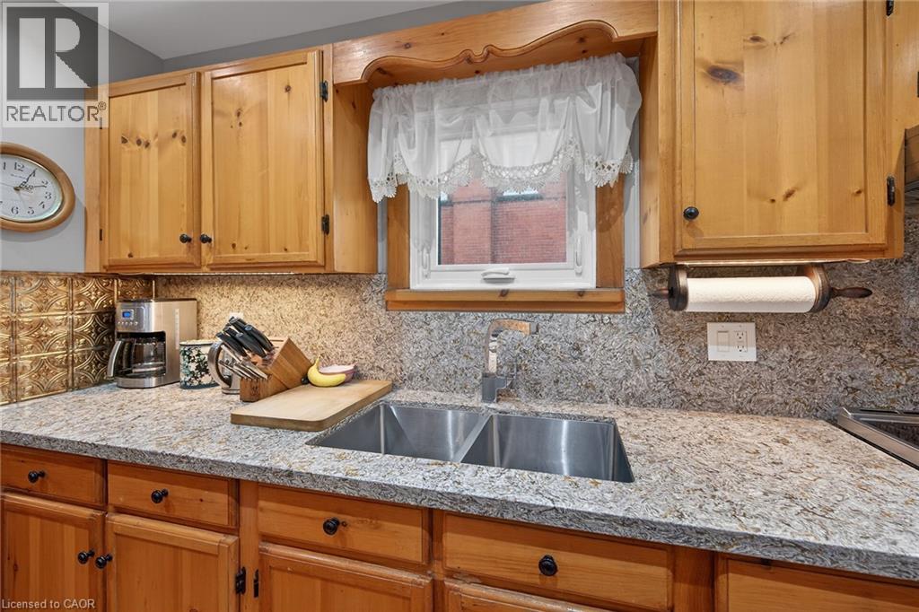 3 Second Street S, Stoney Creek, Ontario  L8G 1R4 - Photo 19 - 40816080