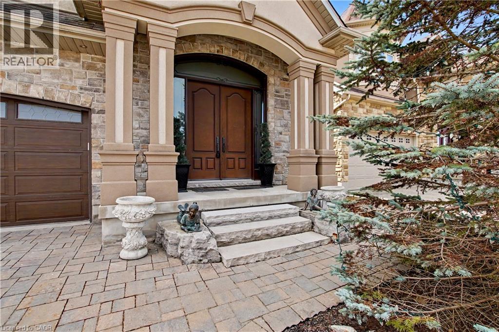205 Paige Place, Kitchener, Ontario  N2K 4P5 - Photo 2 - 40817136