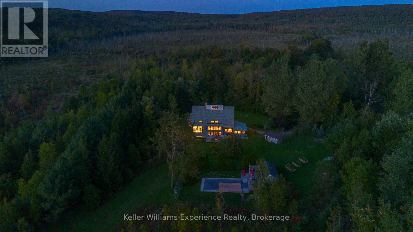 210194 Burgess Side Road, Georgian Bluffs, Ontario  N0H 1S0 - Photo 4 - X12948788