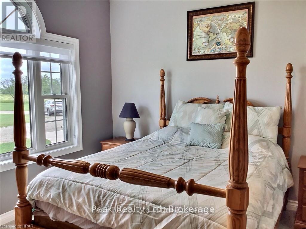 95 South Street, Ashfield-Colborne-Wawanosh, Ontario  N7A 3X8 - Photo 12 - X12949042