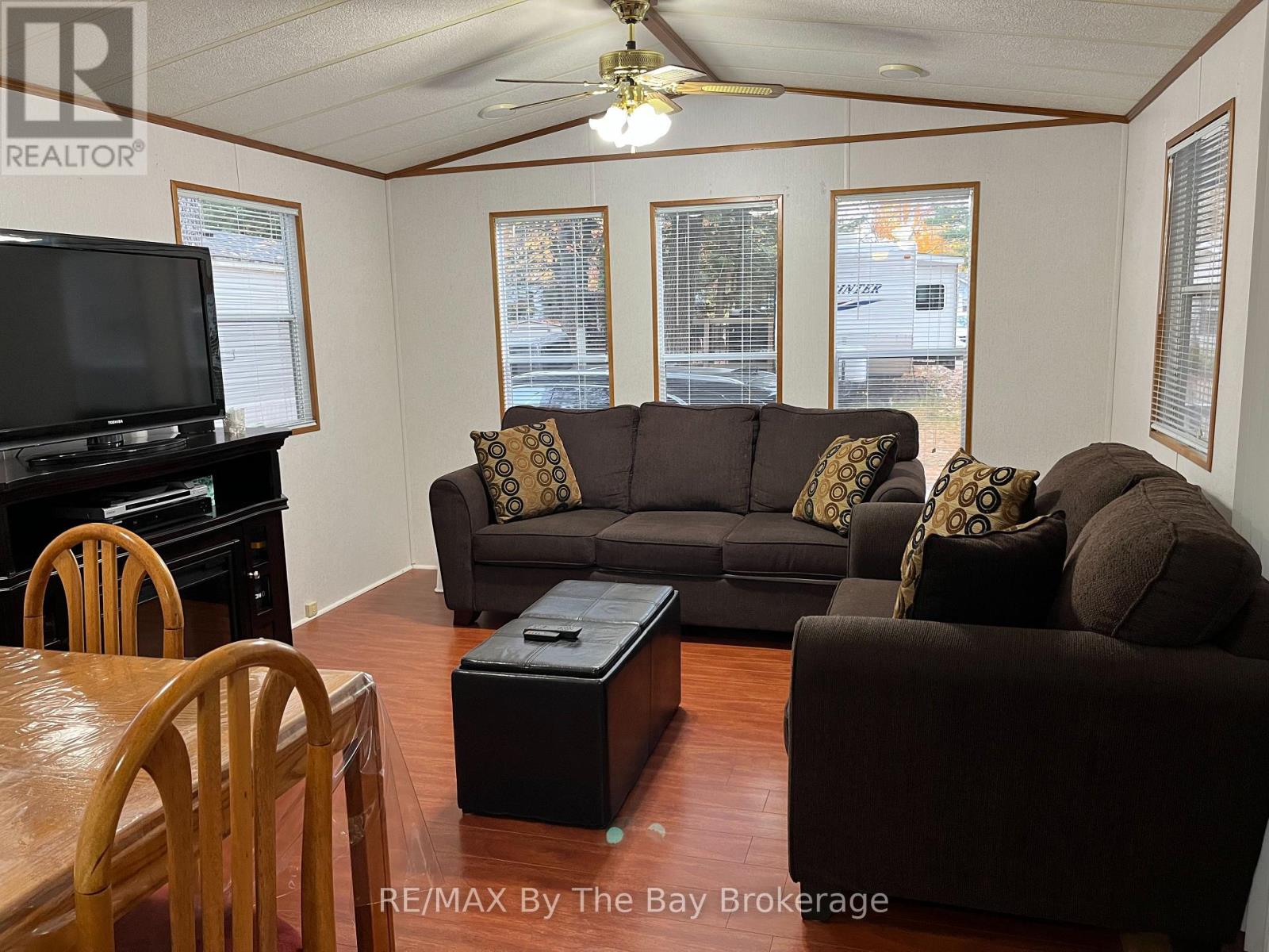 68 - 85 Theme Park Drive, Wasaga Beach, Ontario  L9Z 1X7 - Photo 23 - S12949138