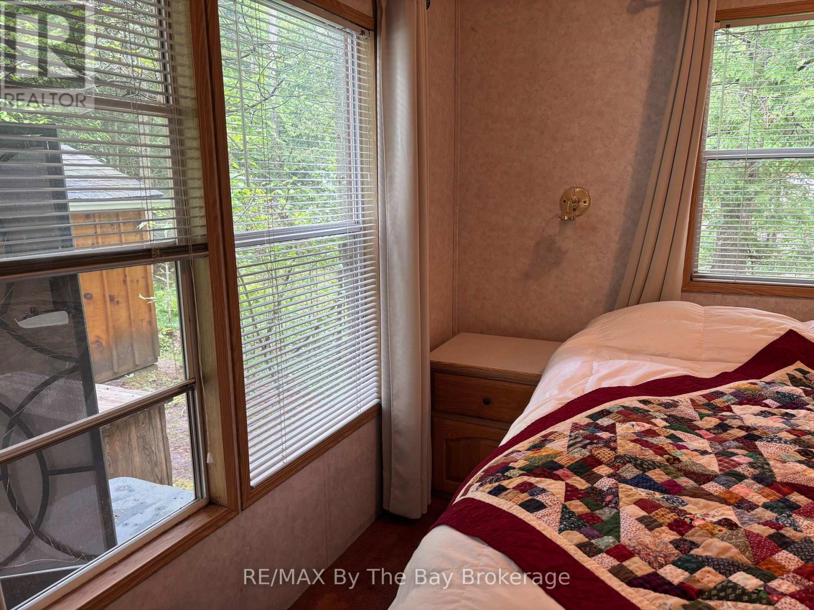 G4 - 85 Theme Park Drive, Wasaga Beach, Ontario  L9Z 1X7 - Photo 18 - S12949140