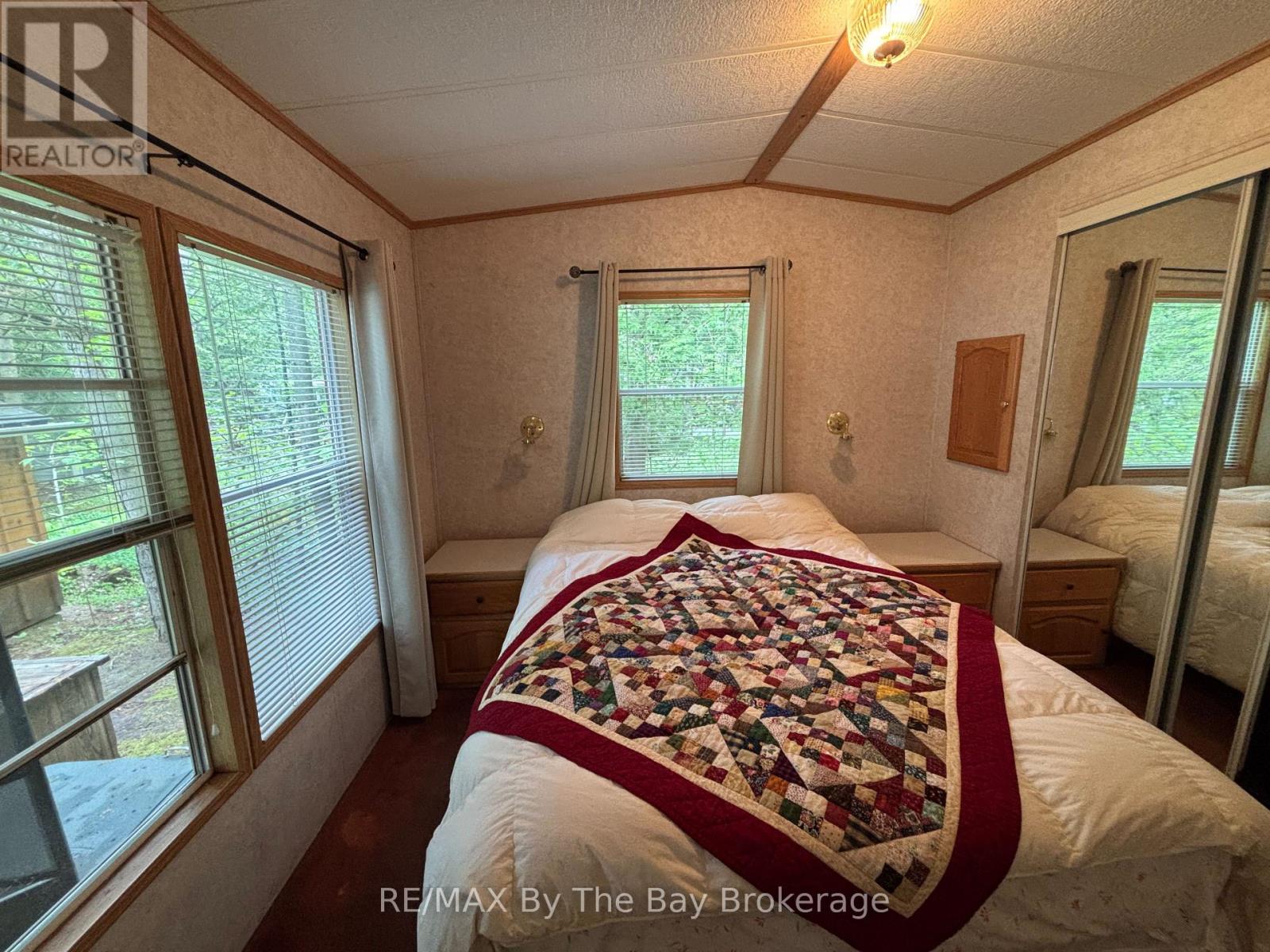 G4 - 85 Theme Park Drive, Wasaga Beach, Ontario  L9Z 1X7 - Photo 19 - S12949140