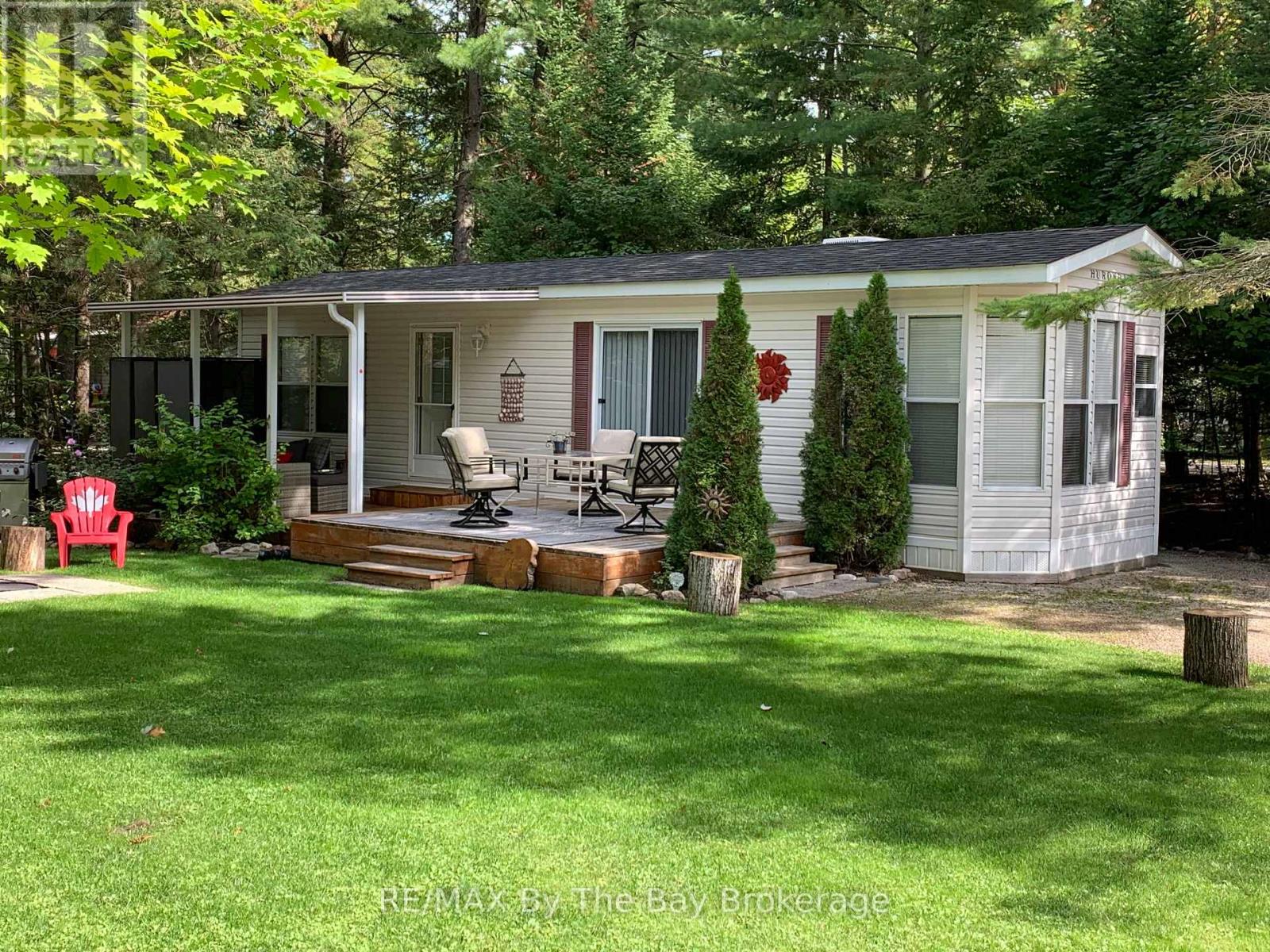 G4 - 85 Theme Park Drive, Wasaga Beach, Ontario  L9Z 1X7 - Photo 26 - S12949140