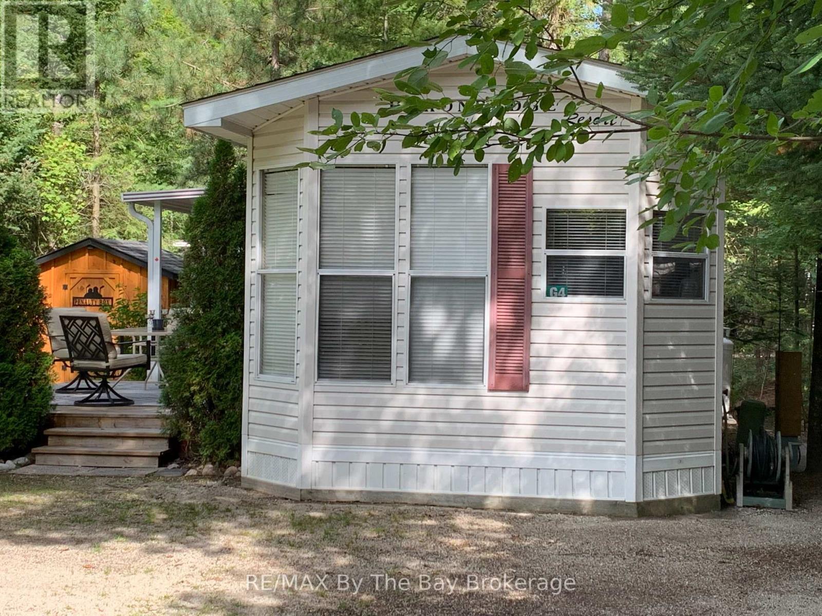 G4 - 85 Theme Park Drive, Wasaga Beach, Ontario  L9Z 1X7 - Photo 28 - S12949140