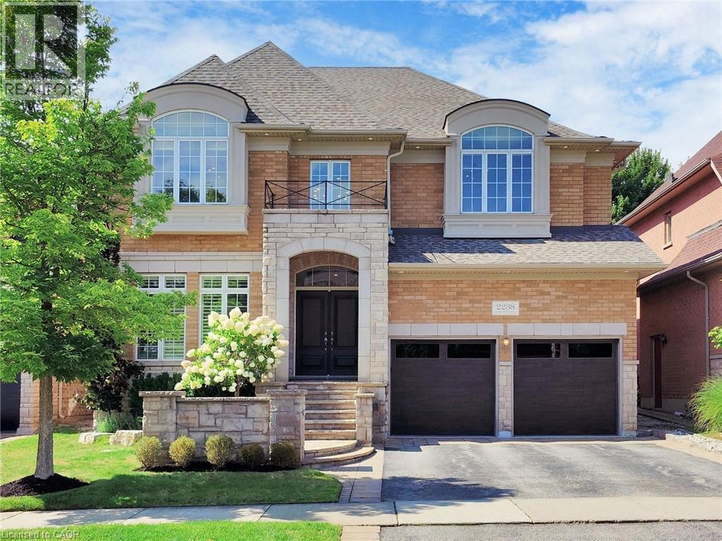2238 Lyndhurst Drive, Oakville, Ontario  L6H 7V4 - Photo 3 - 40817114
