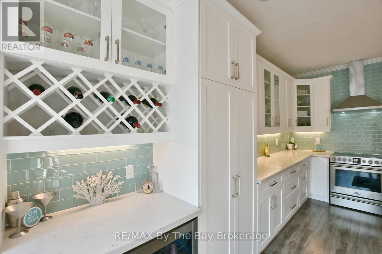 121 45th Street N, Wasaga Beach, Ontario  L9Z 1Z4 - Photo 7 - S12949380