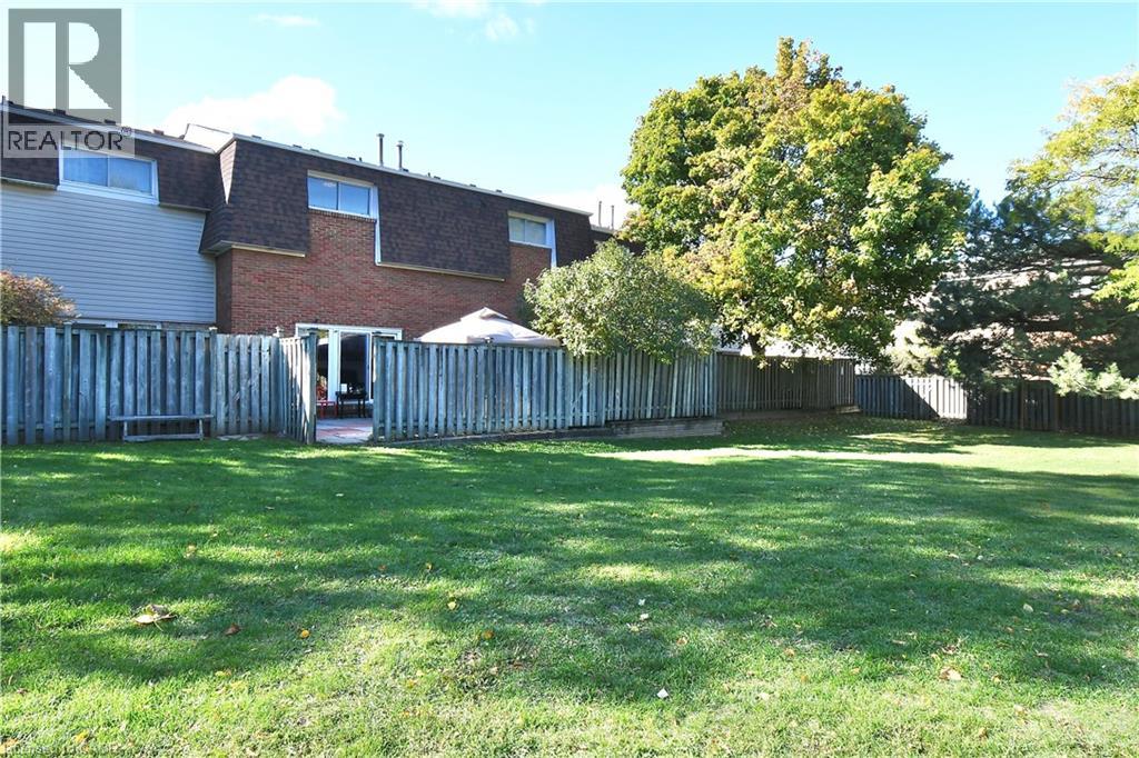 11 Harrisford Street Unit# 98, Hamilton, Ontario  L8K 6L7 - Photo 33 - 40817124