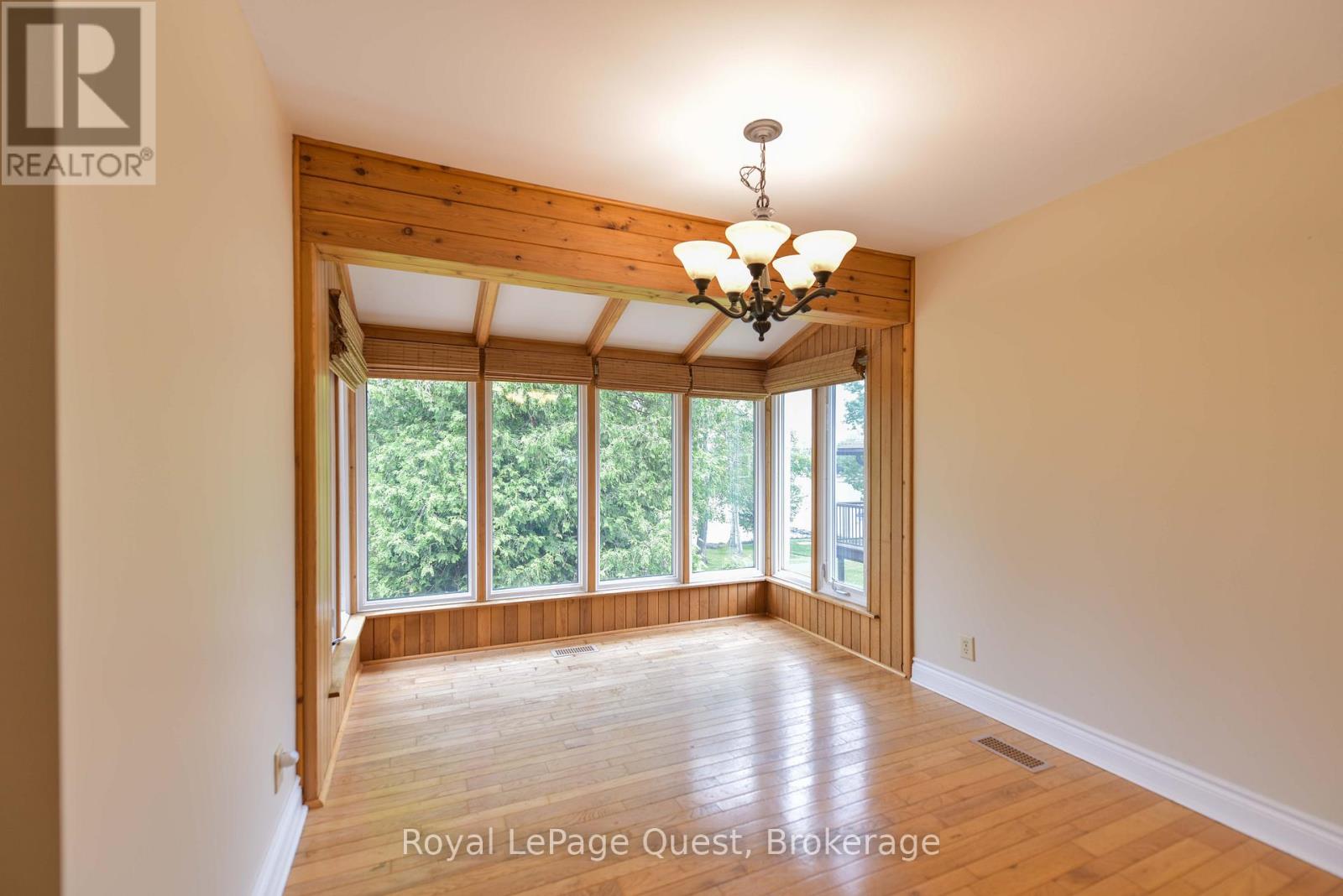 27 Heyden Avenue, Orillia, Ontario  L3V 0G5 - Photo 10 - S12951264