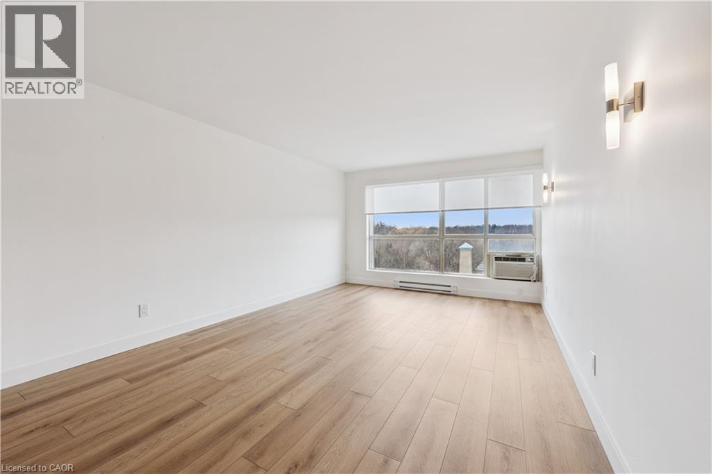 358 Waterloo Avenue Unit# 902, Guelph, Ontario  N1H 7Y3 - Photo 3 - 40817181