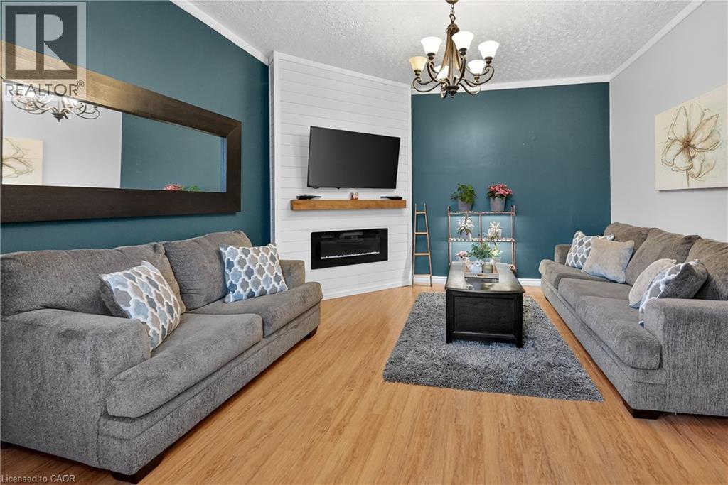 287 Main Street E, Grimsby, Ontario  L3M 1P9 - Photo 2 - 40817269