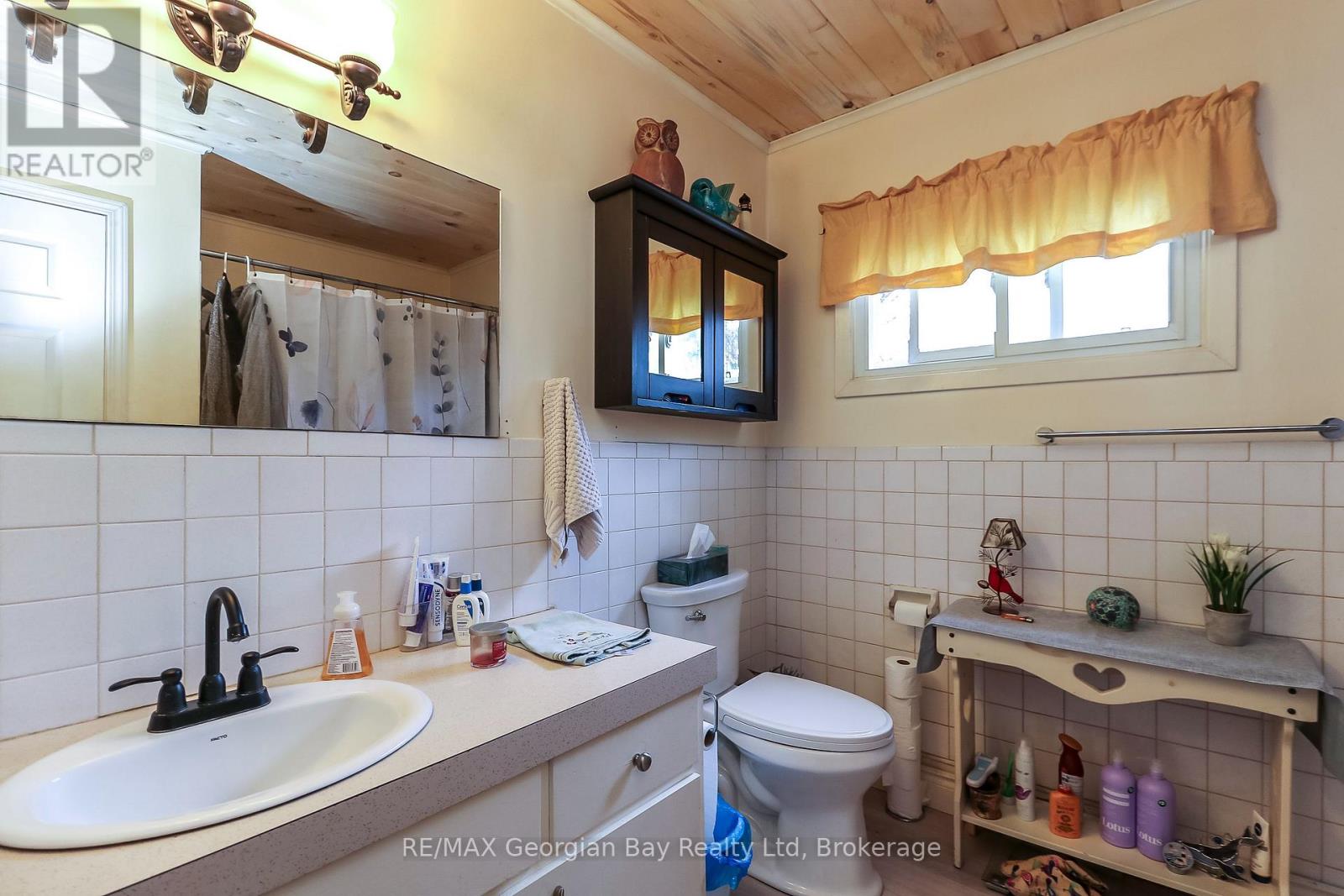 57 Maple Street, Tay, Ontario  L0K 2A0 - Photo 15 - S12951988