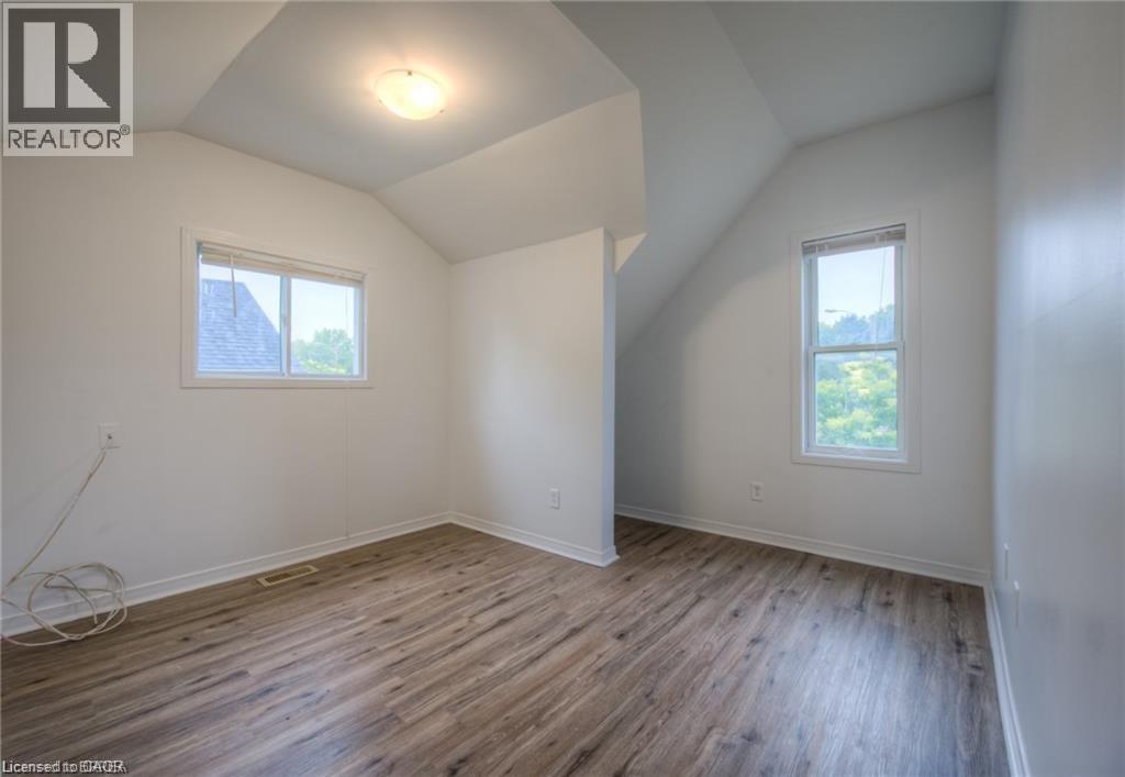 10 Bruce Street, Brantford, Ontario  N3R 1E2 - Photo 20 - 40816912