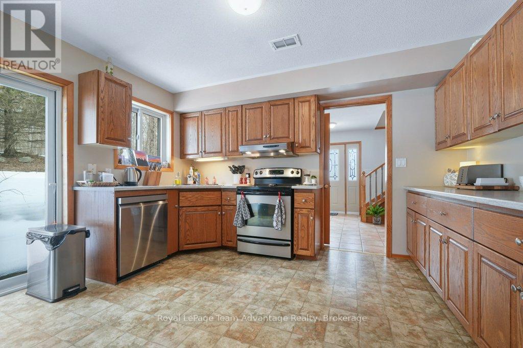 12 Taylor Crescent, Mcdougall, Ontario  P2A 2W9 - Photo 13 - X12952590