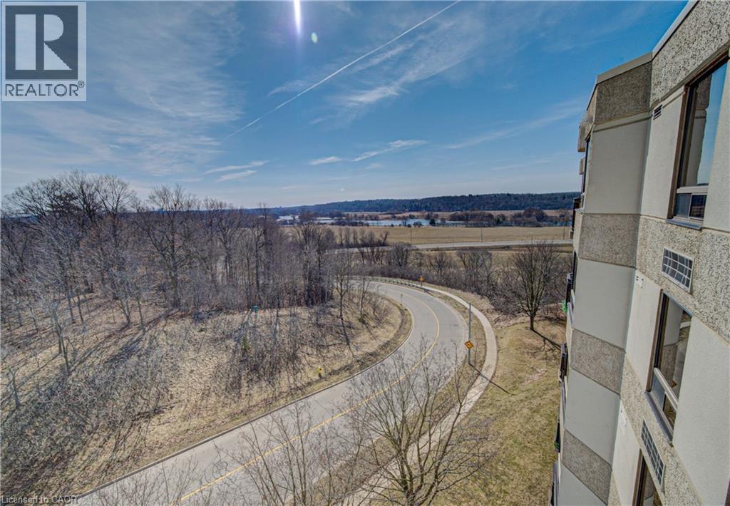 688 Preston Parkway Unit# 702, Cambridge, Ontario  N3H 5K6 - Photo 2 - 40817108