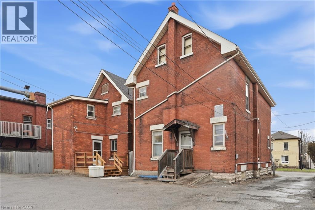 55 Chatham Street, Brantford, Ontario  N3T 2N8 - Photo 8 - 40817385