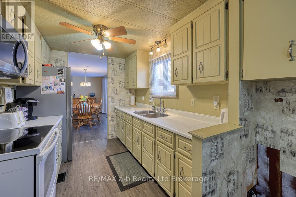 63 - 746112 Township Road 4, Blandford-Blenheim, Ontario  N4S 7V9 - Photo 12 - X12954394