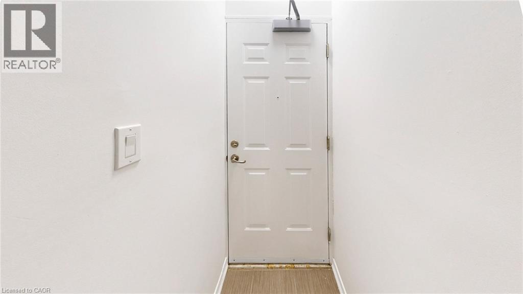 19 Coneflower Crescent Unit# 258, North York, Ontario  M2R 0A5 - Photo 11 - 40817502