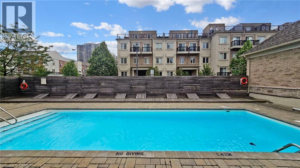 19 Coneflower Crescent Unit# 258, North York, Ontario  M2R 0A5 - Photo 2 - 40817502