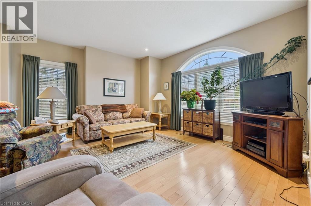 285 Deer Ridge Drive, Kitchener, Ontario  N2P 2K6 - Photo 9 - 40817098