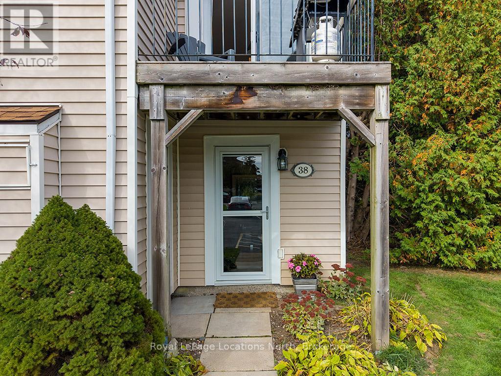 38 - 127 Alfred Street W, Blue Mountains, Ontario  N0H 2P0 - Photo 2 - X12955668