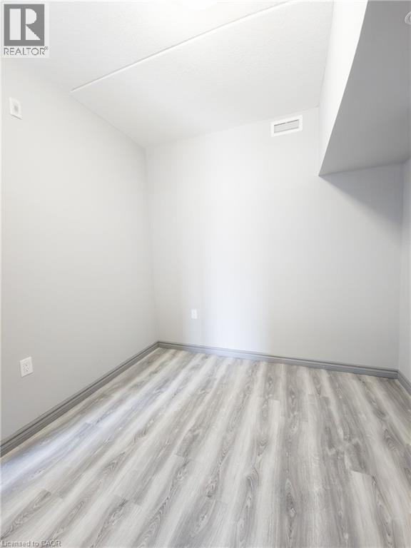275 Larch Street Unit# F212, Waterloo, Ontario  N2L 3R2 - Photo 16 - 40814621