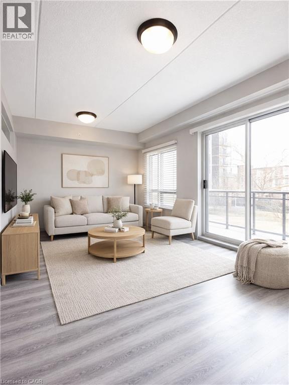 275 Larch Street Unit# F212, Waterloo, Ontario  N2L 3R2 - Photo 2 - 40814621