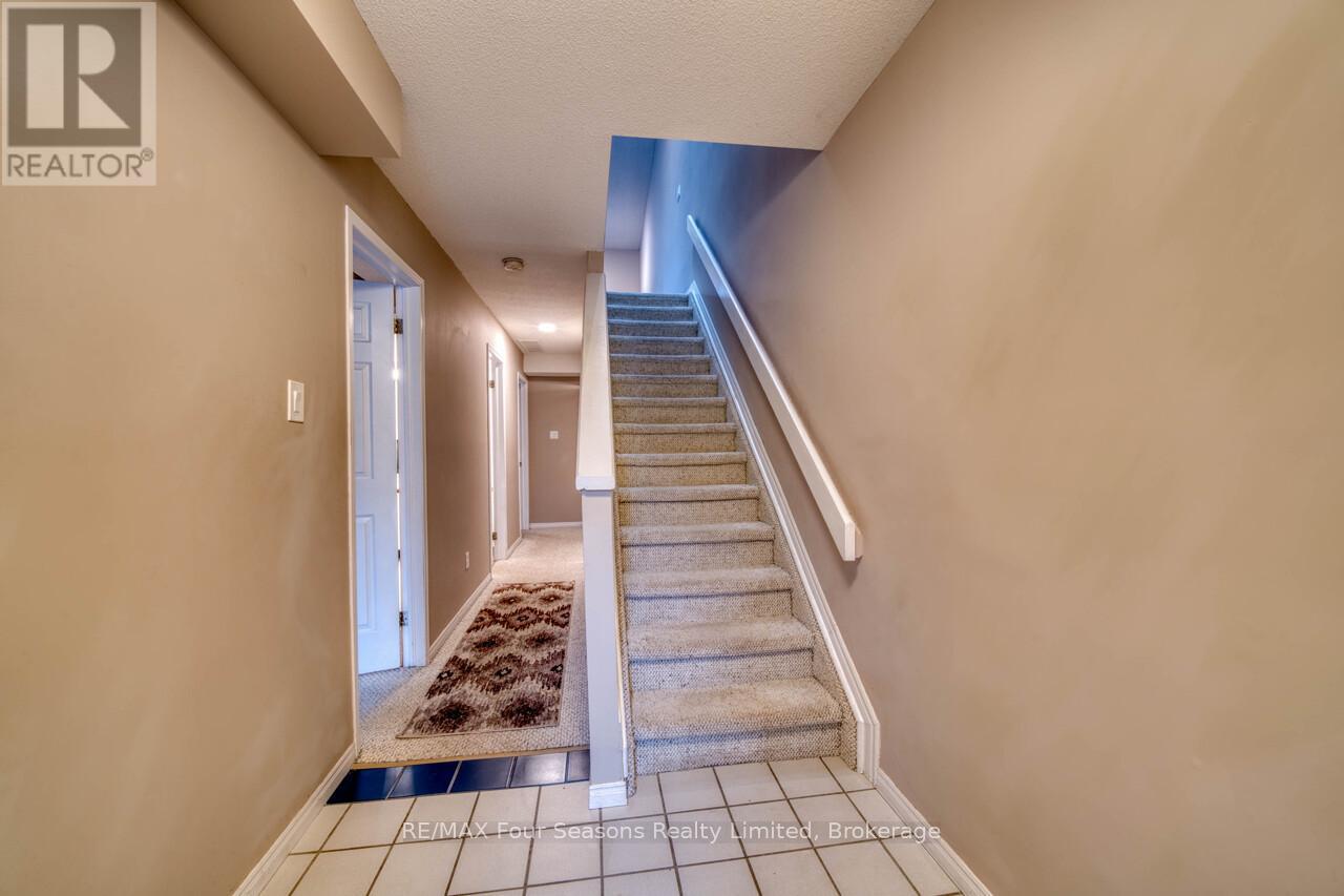 1 - 5 Harbour Street E, Collingwood, Ontario  L9Y 5C5 - Photo 2 - S12956994