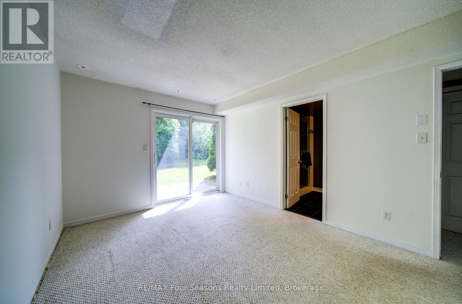 1 - 5 Harbour Street E, Collingwood, Ontario  L9Y 5C5 - Photo 9 - S12956994