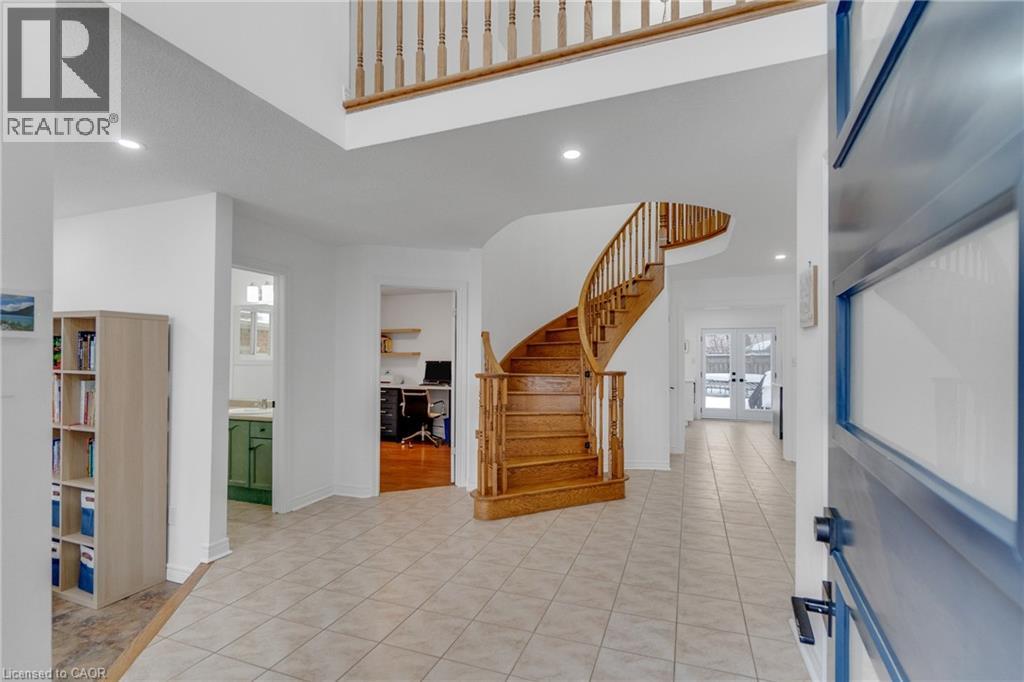 191 Hawkswood Trail, Hamilton, Ontario  L9B 2T1 - Photo 2 - 40817637