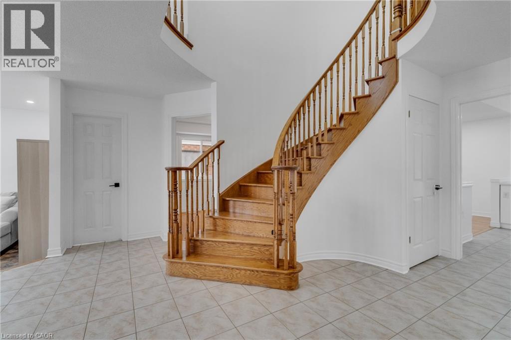 191 Hawkswood Trail, Hamilton, Ontario  L9B 2T1 - Photo 25 - 40817637