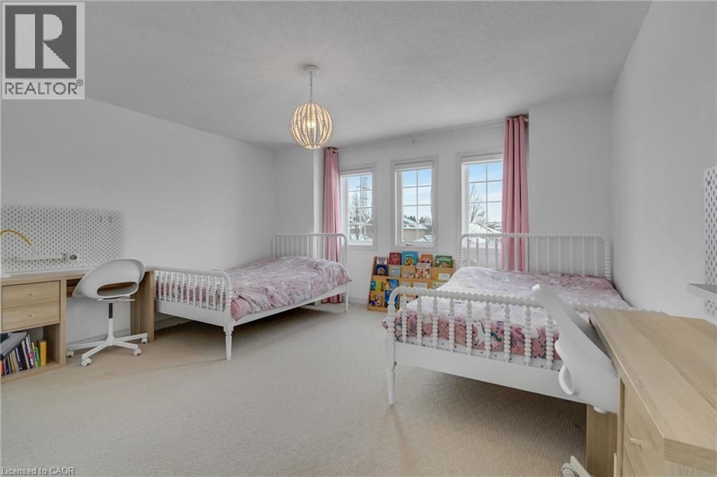 191 Hawkswood Trail, Hamilton, Ontario  L9B 2T1 - Photo 32 - 40817637