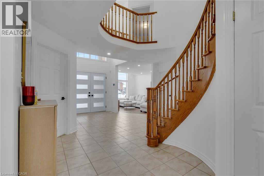 191 Hawkswood Trail, Hamilton, Ontario  L9B 2T1 - Photo 7 - 40817637