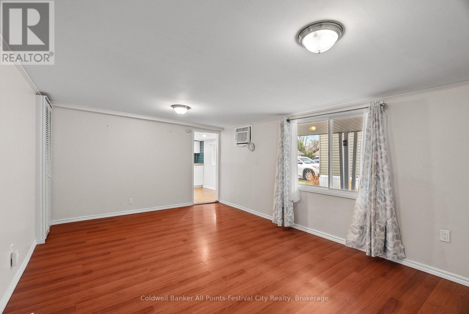 28 Sutton Drive, Ashfield-Colborne-Wawanosh, Ontario  N7A 3Y3 - Photo 13 - X12959834