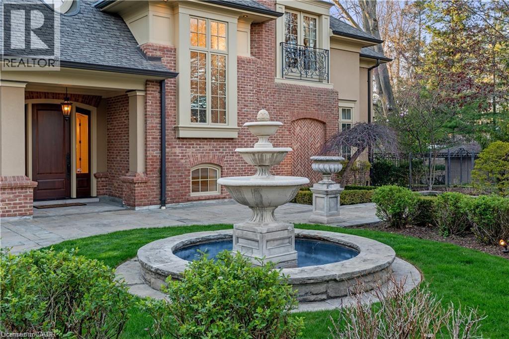 1081 Argyle Drive, Oakville, Ontario  L6J 1A9 - Photo 2 - 40817801