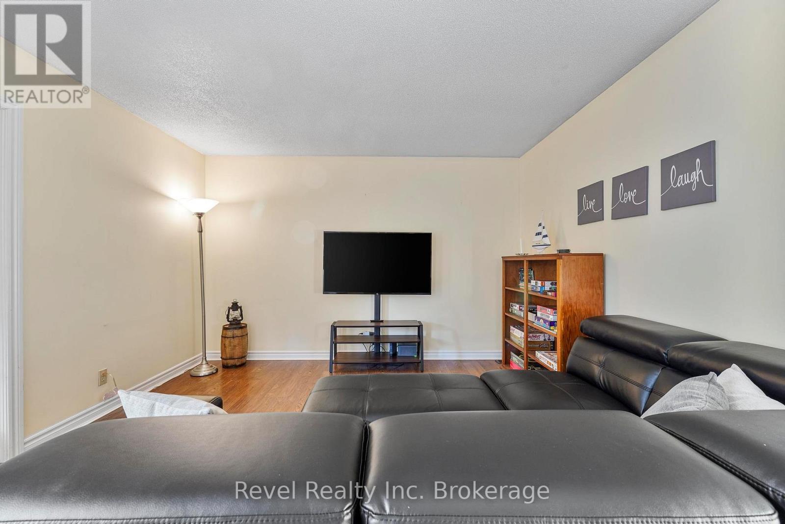71842 Sunview Avenue, Bluewater, Ontario  N0M 2T0 - Photo 27 - X12960138