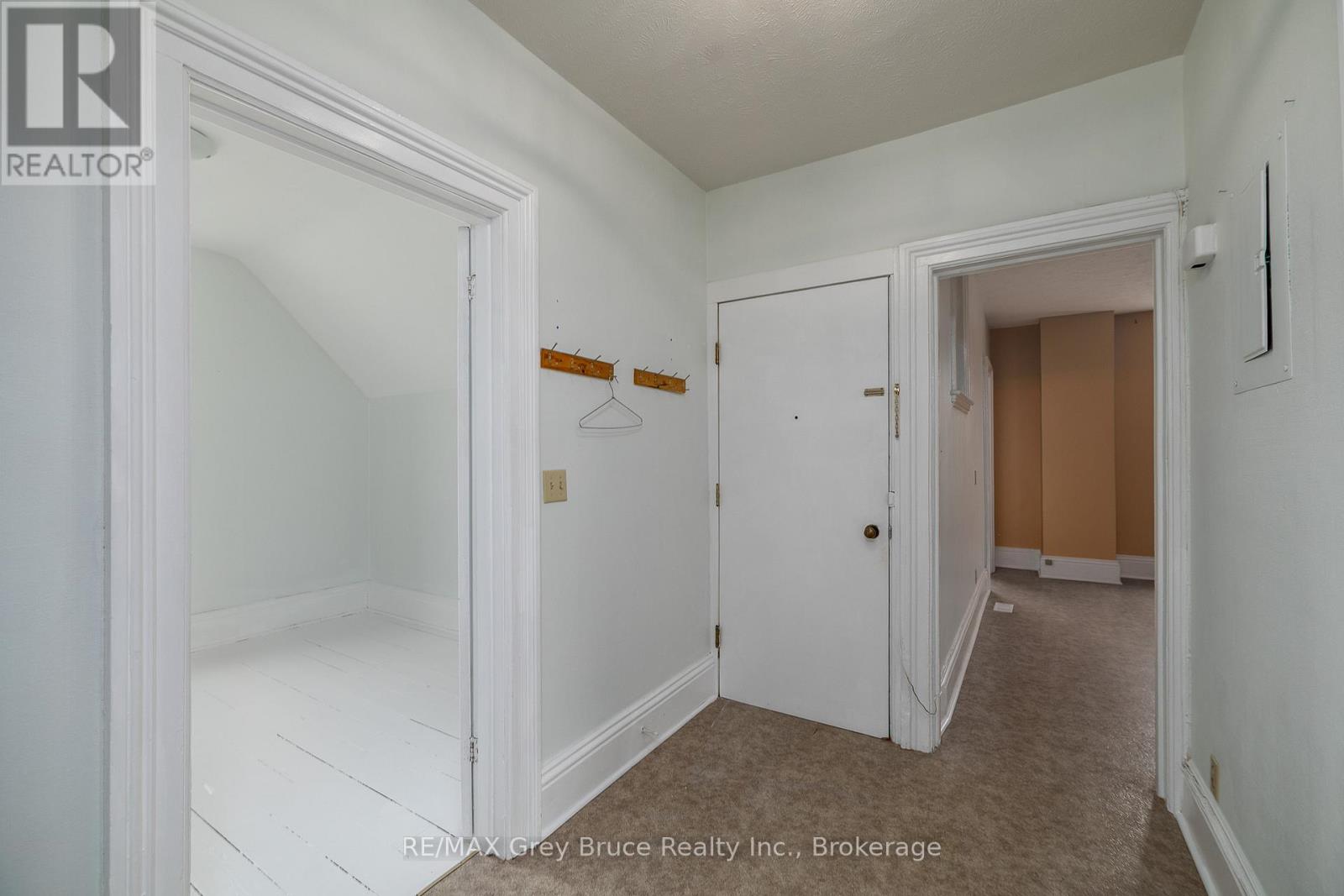 902 2nd Avenue W, Owen Sound, Ontario  N4K 4M7 - Photo 10 - X12960484