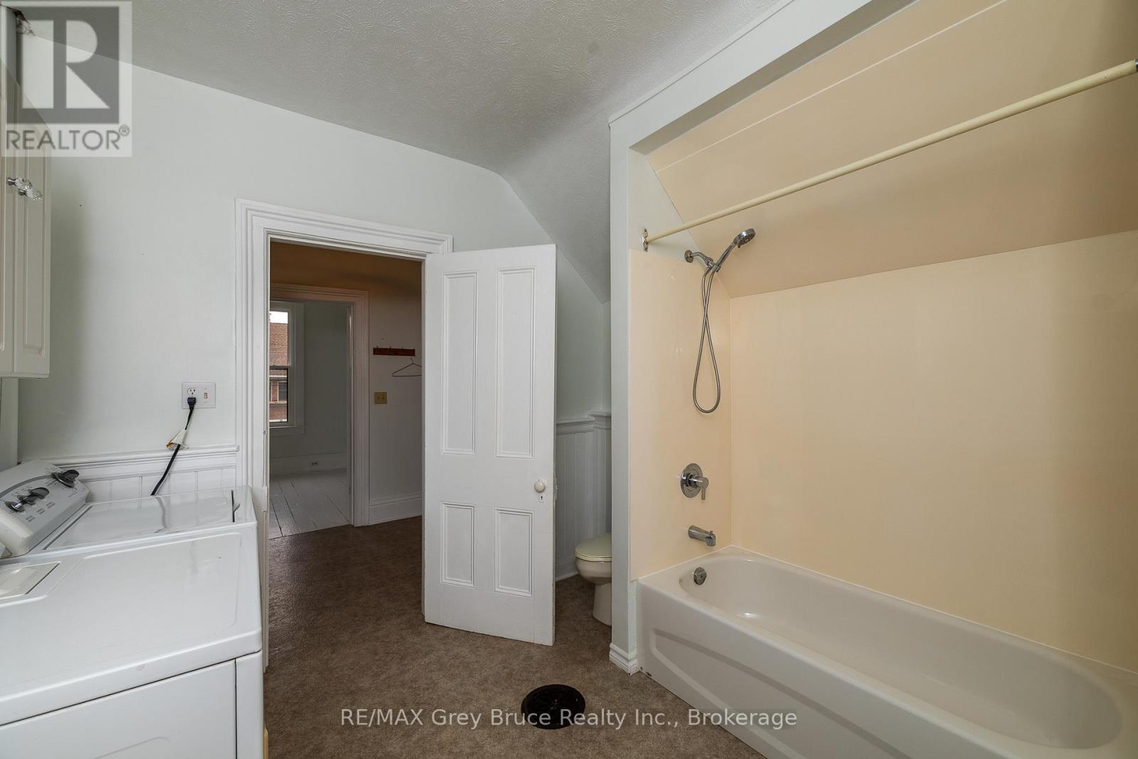 902 2nd Avenue W, Owen Sound, Ontario  N4K 4M7 - Photo 20 - X12960484