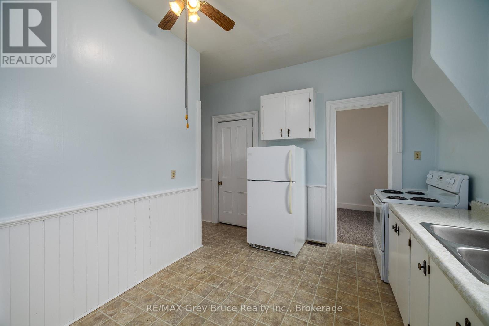 902 2nd Avenue W, Owen Sound, Ontario  N4K 4M7 - Photo 26 - X12960484