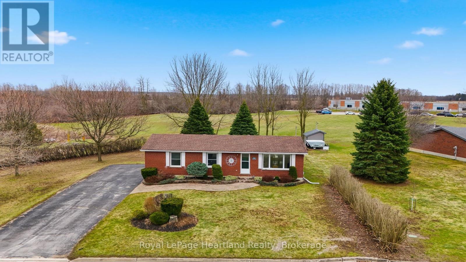 284 Manor Road, North Huron, Ontario  N0G 2W0 - Photo 42 - X12961034