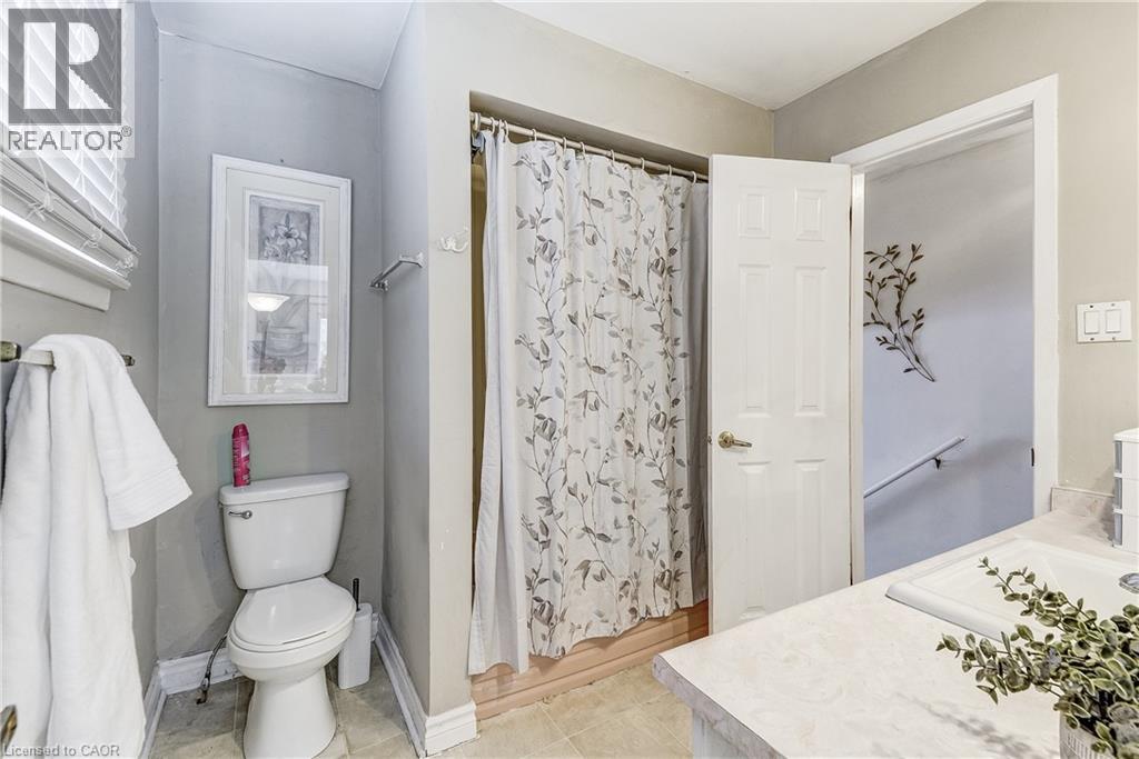 2145 Sandringham Drive, Burlington, Ontario  L7P 1T8 - Photo 18 - 40816443