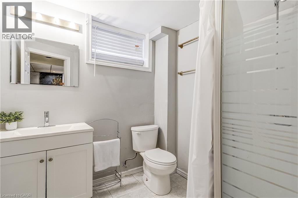 2145 Sandringham Drive, Burlington, Ontario  L7P 1T8 - Photo 23 - 40816443