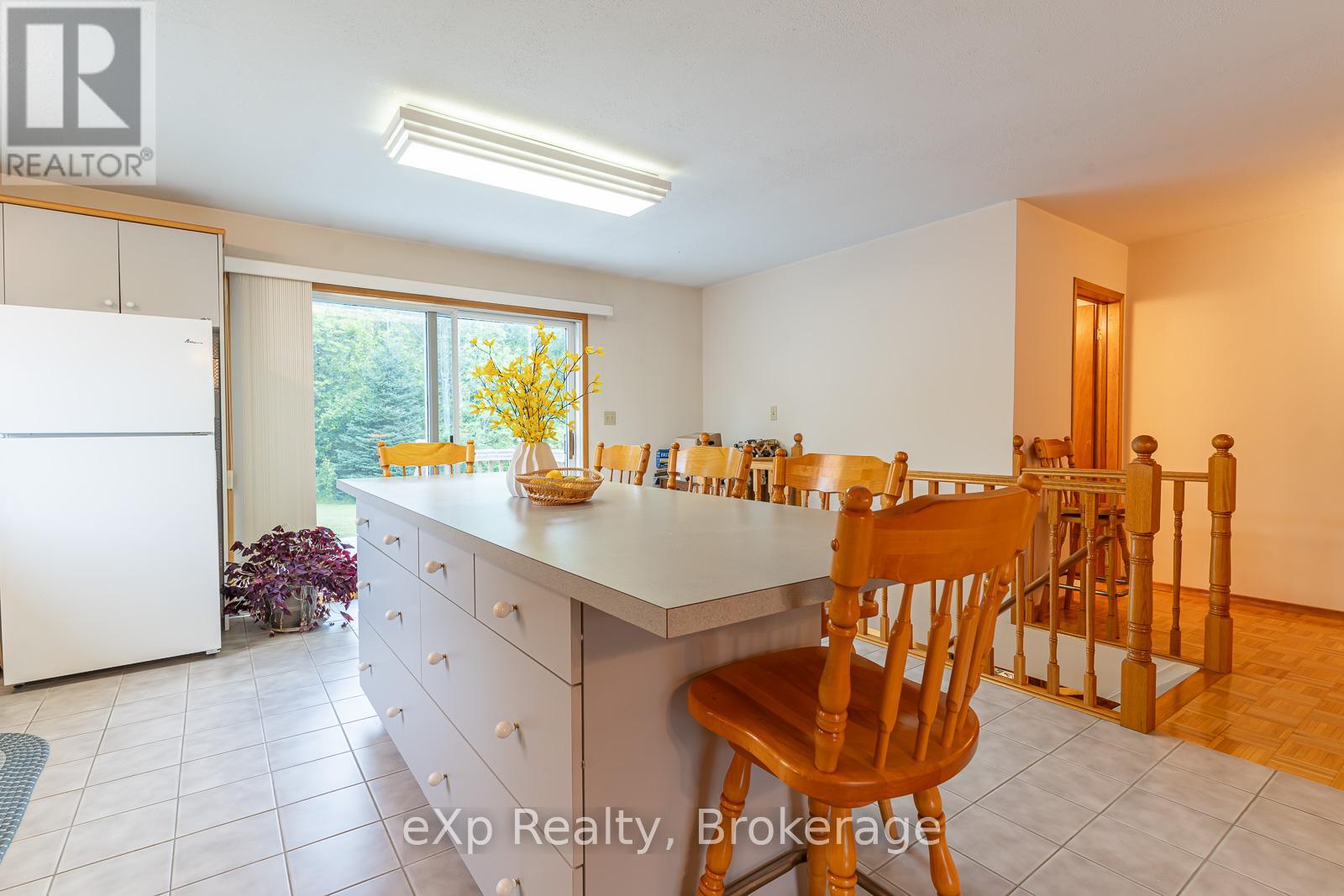 27 Bell Drive, Northern Bruce Peninsula, Ontario  N0H 2T0 - Photo 15 - X12962118