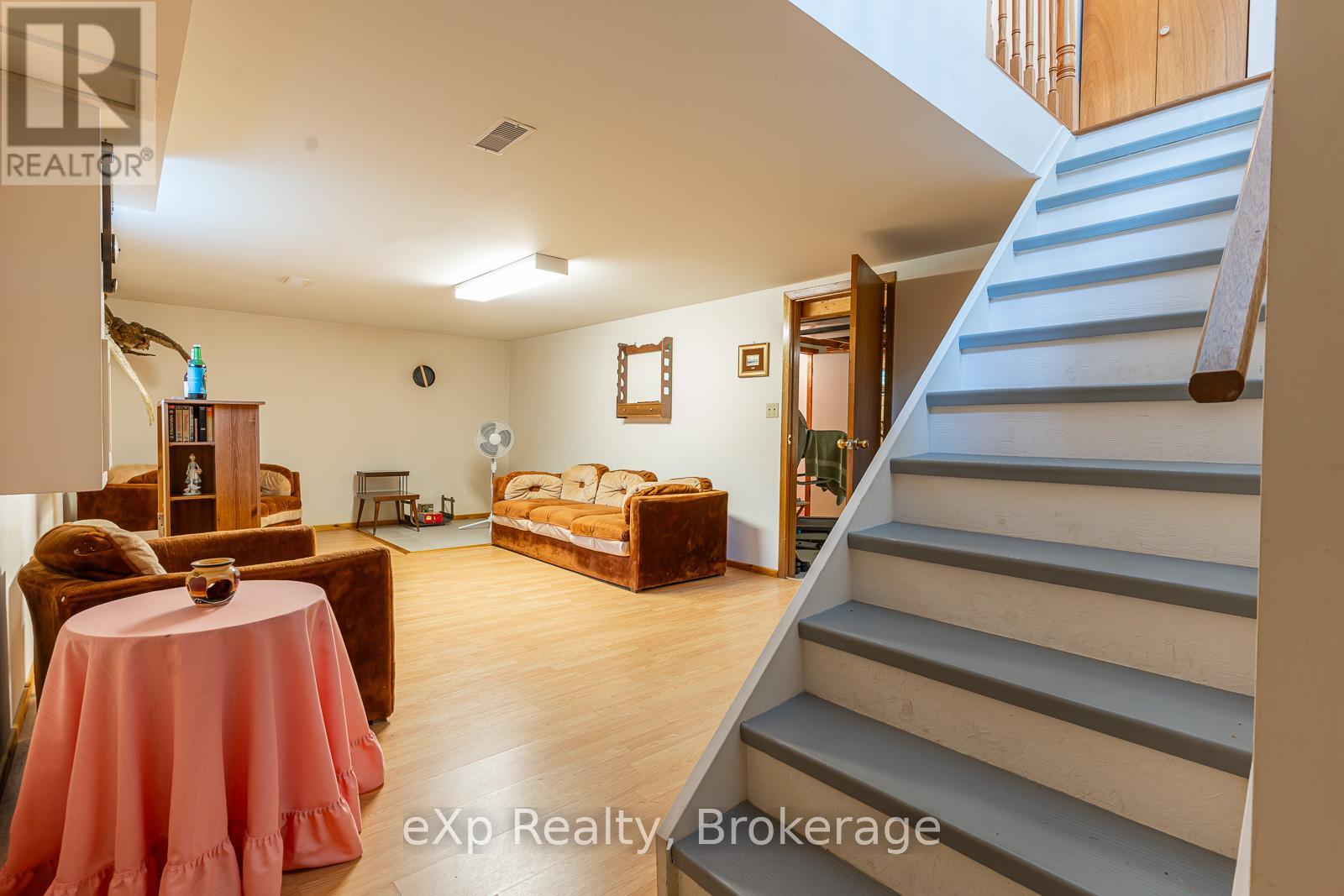 27 Bell Drive, Northern Bruce Peninsula, Ontario  N0H 2T0 - Photo 24 - X12962118