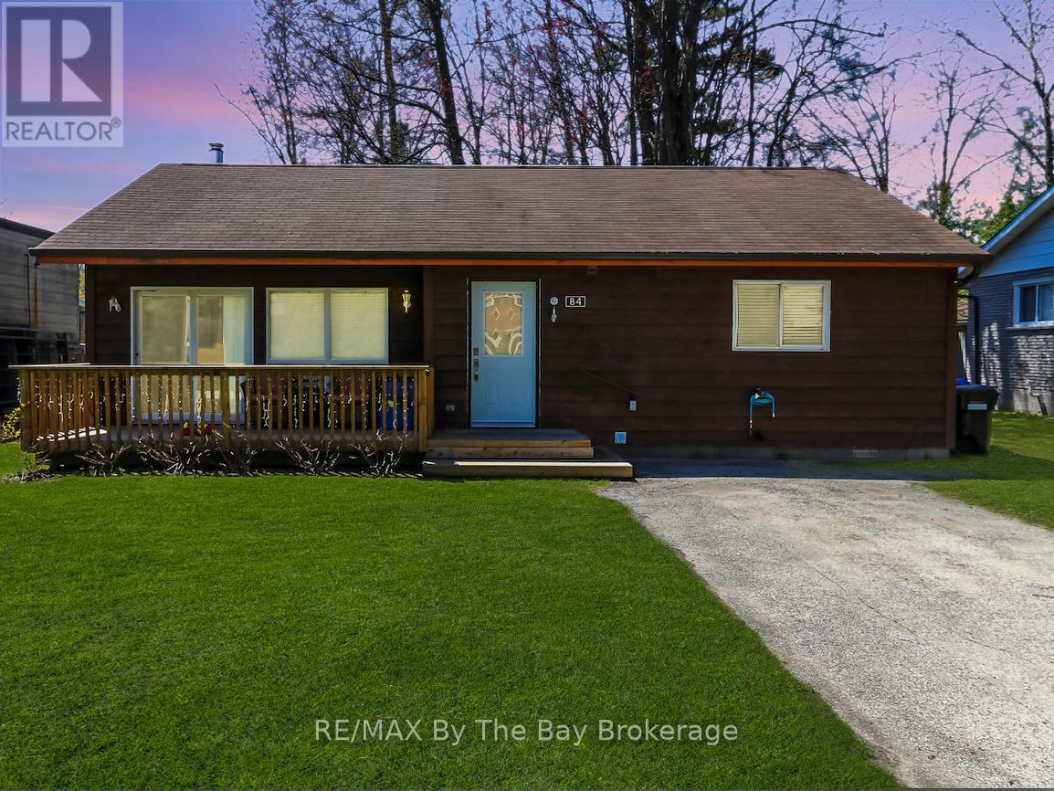 84 32nd Street N, Wasaga Beach, Ontario  L9Z 2C4 - Photo 8 - S12962910